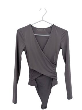 Abercrombie & Fitch Wrap-Front Long Sleeve Bodysuit - Gray
